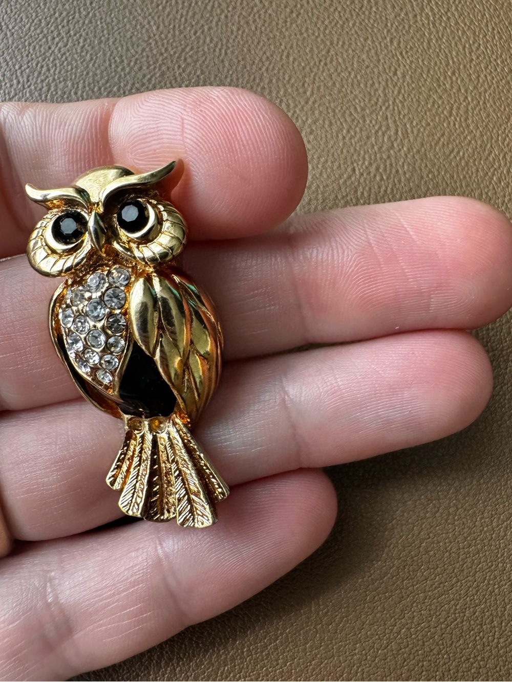 Vintage Swarovski Crystal Owl Brooch Signed Swan Logo Gold Tone Pave Figural Pin - Picture 5 of 8